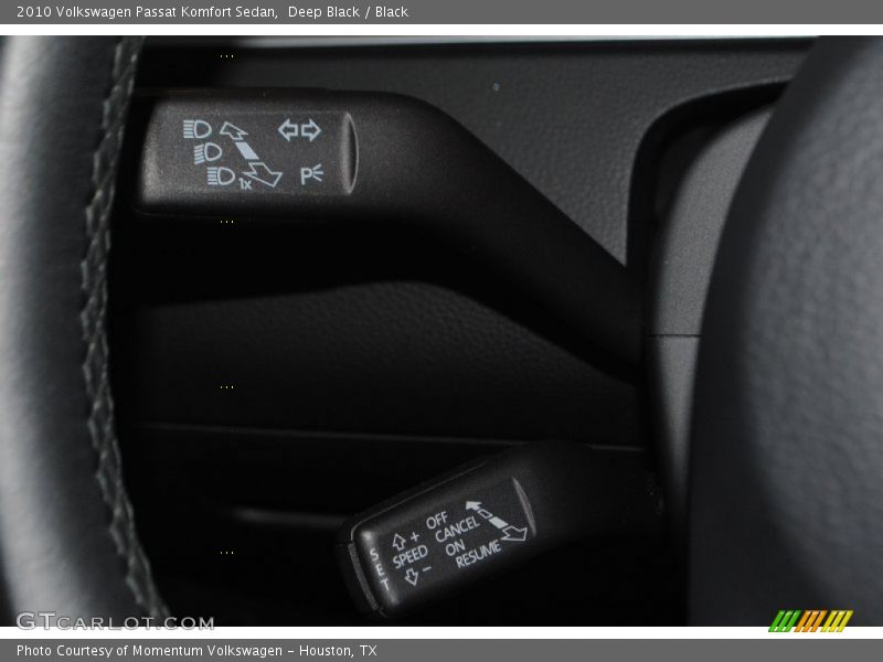 Deep Black / Black 2010 Volkswagen Passat Komfort Sedan