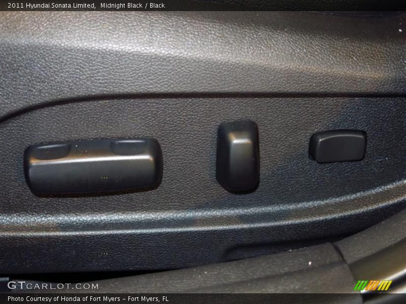 Midnight Black / Black 2011 Hyundai Sonata Limited