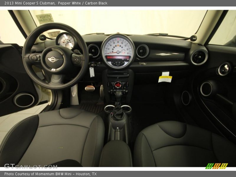 Pepper White / Carbon Black 2013 Mini Cooper S Clubman