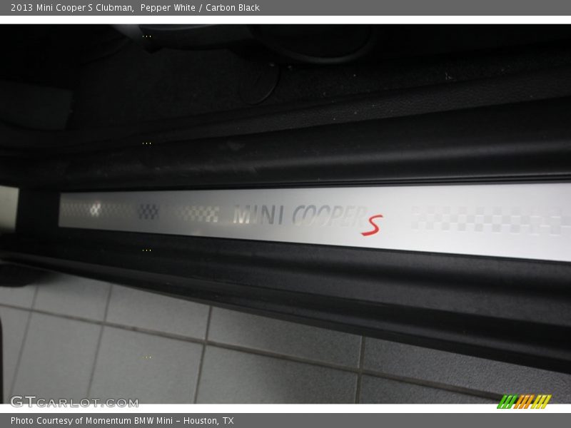 Pepper White / Carbon Black 2013 Mini Cooper S Clubman