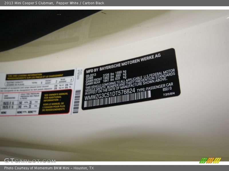 Pepper White / Carbon Black 2013 Mini Cooper S Clubman