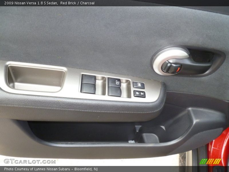 Red Brick / Charcoal 2009 Nissan Versa 1.8 S Sedan