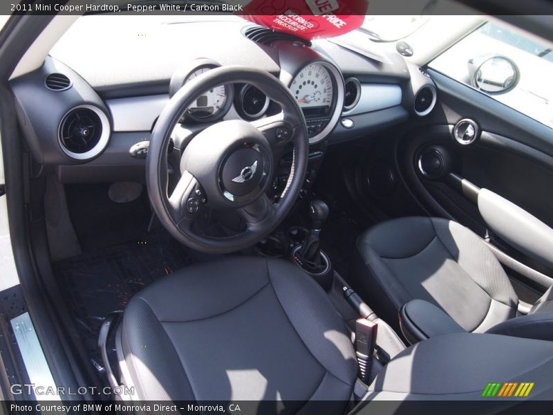 Pepper White / Carbon Black 2011 Mini Cooper Hardtop