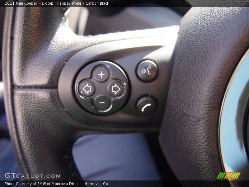 Pepper White / Carbon Black 2011 Mini Cooper Hardtop