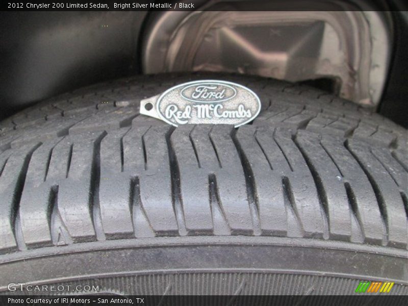 Bright Silver Metallic / Black 2012 Chrysler 200 Limited Sedan