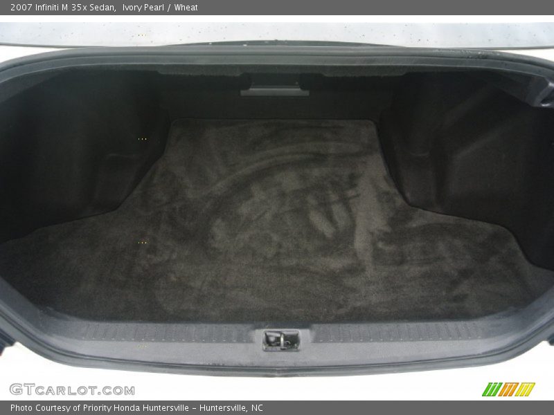 Ivory Pearl / Wheat 2007 Infiniti M 35x Sedan