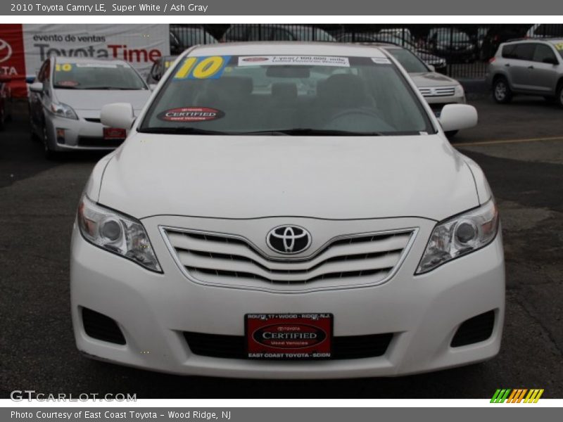 Super White / Ash Gray 2010 Toyota Camry LE