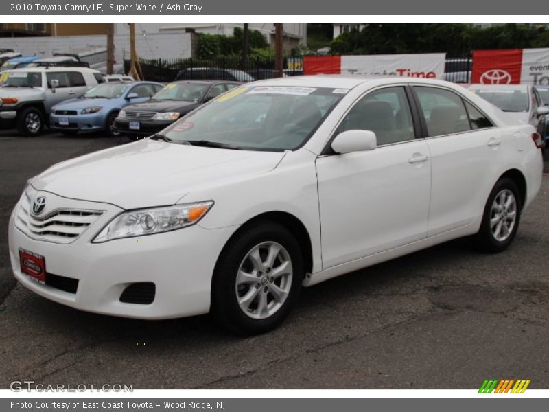 Super White / Ash Gray 2010 Toyota Camry LE