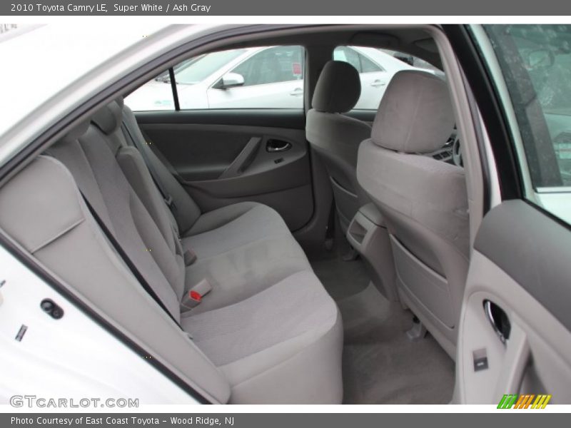 Super White / Ash Gray 2010 Toyota Camry LE