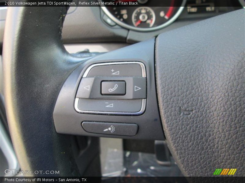 Controls of 2010 Jetta TDI SportWagen