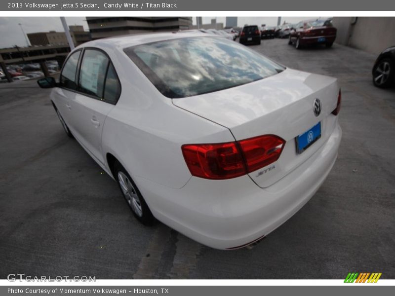 Candy White / Titan Black 2013 Volkswagen Jetta S Sedan