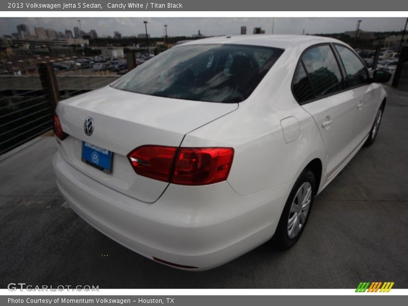 Candy White / Titan Black 2013 Volkswagen Jetta S Sedan