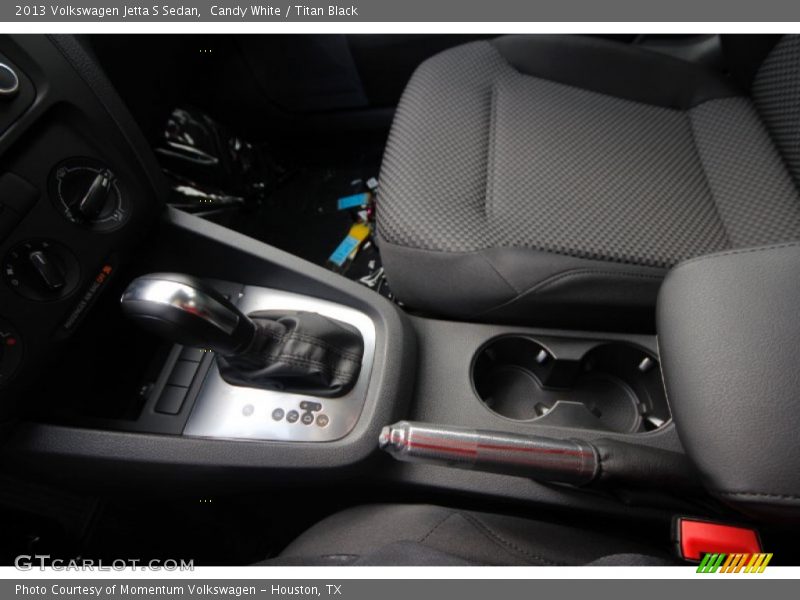 Candy White / Titan Black 2013 Volkswagen Jetta S Sedan