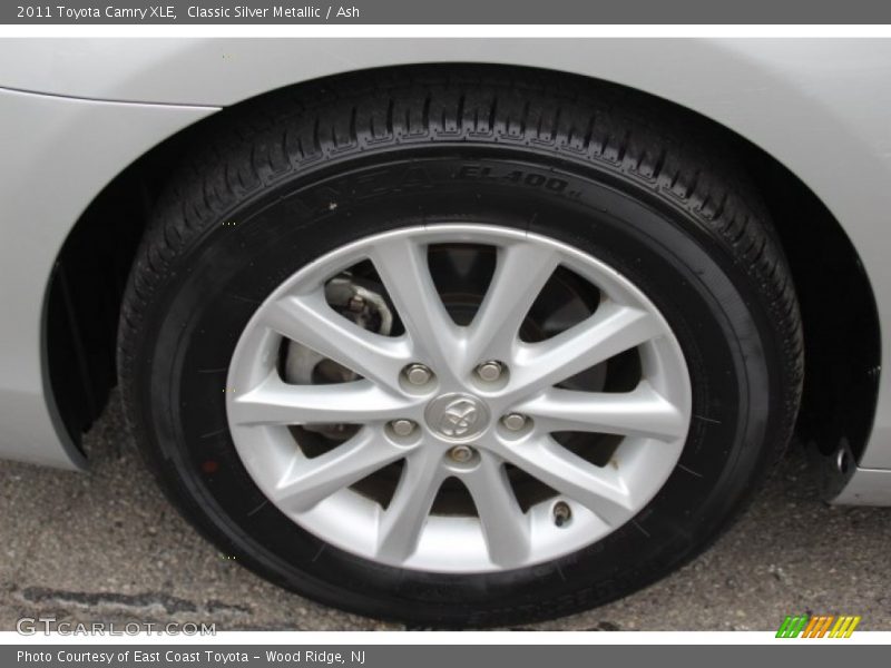 Classic Silver Metallic / Ash 2011 Toyota Camry XLE