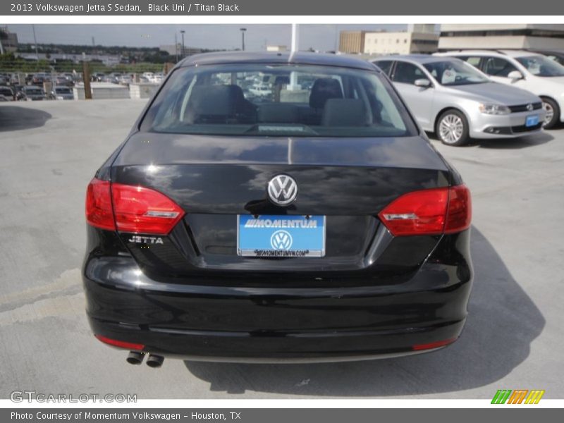 Black Uni / Titan Black 2013 Volkswagen Jetta S Sedan
