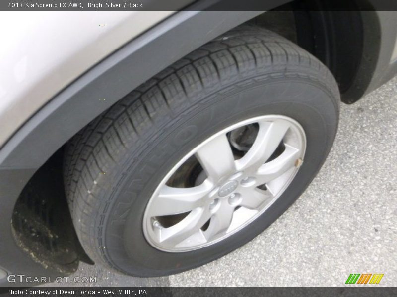 Bright Silver / Black 2013 Kia Sorento LX AWD
