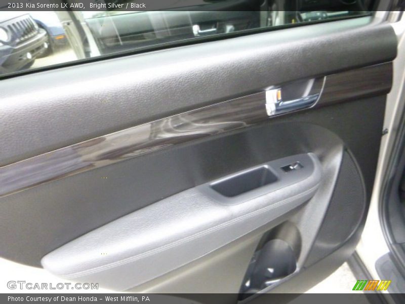 Bright Silver / Black 2013 Kia Sorento LX AWD