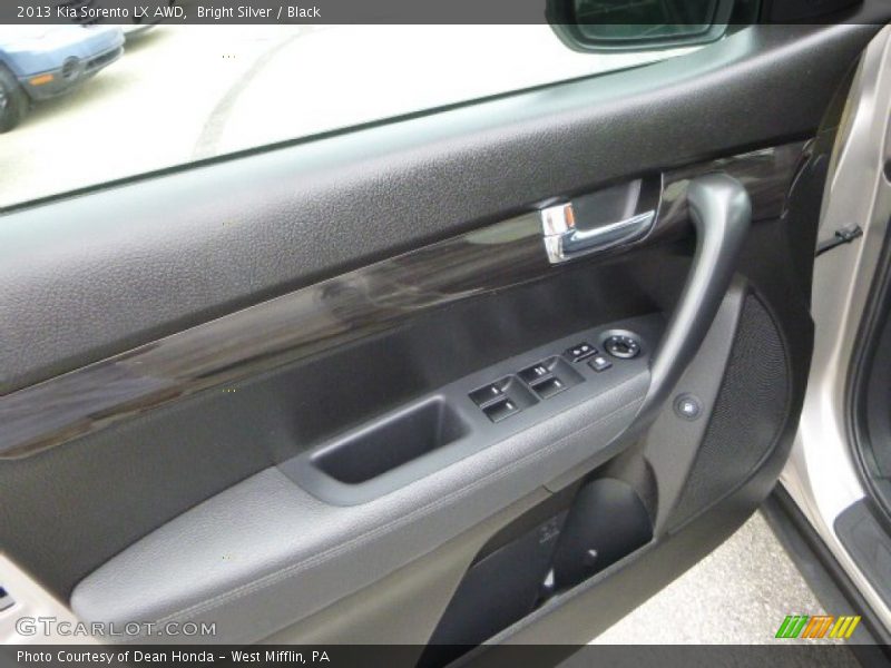 Bright Silver / Black 2013 Kia Sorento LX AWD