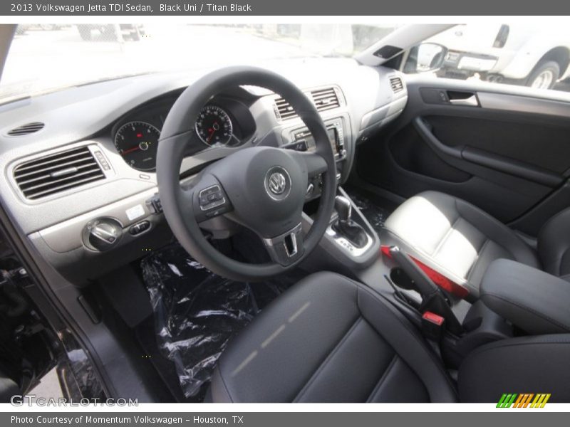 Black Uni / Titan Black 2013 Volkswagen Jetta TDI Sedan