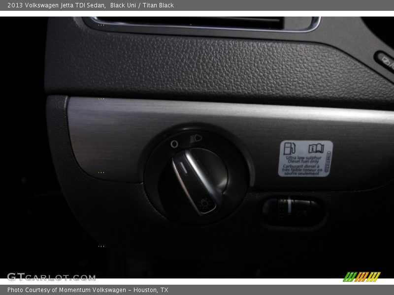 Black Uni / Titan Black 2013 Volkswagen Jetta TDI Sedan