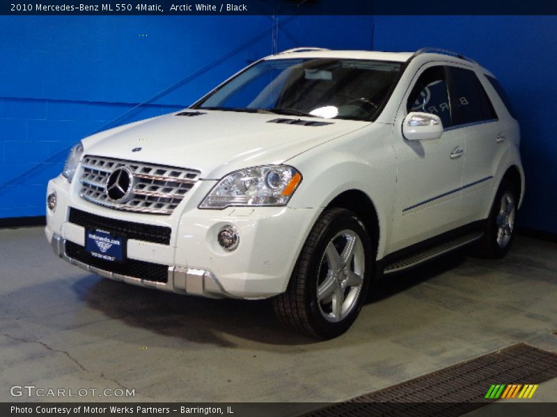 Arctic White / Black 2010 Mercedes-Benz ML 550 4Matic