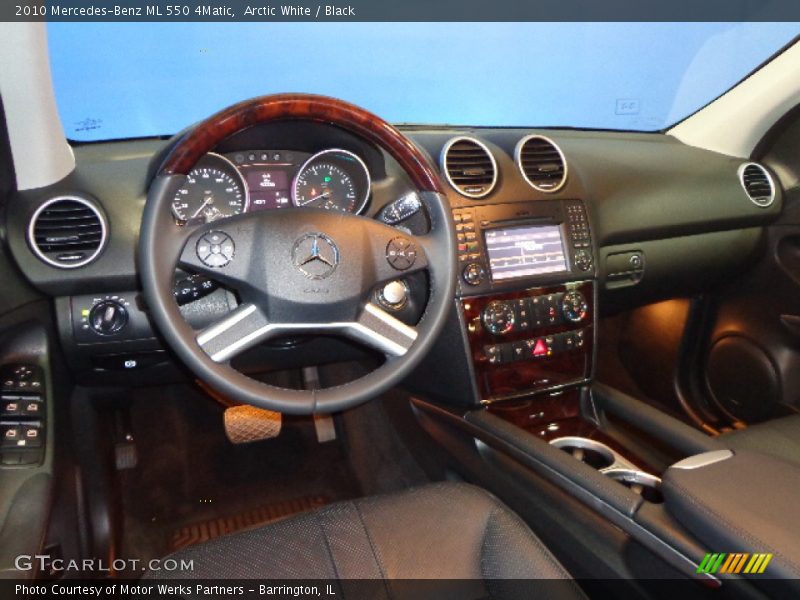Arctic White / Black 2010 Mercedes-Benz ML 550 4Matic