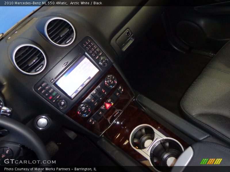 Arctic White / Black 2010 Mercedes-Benz ML 550 4Matic