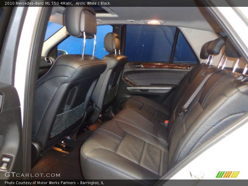 Arctic White / Black 2010 Mercedes-Benz ML 550 4Matic