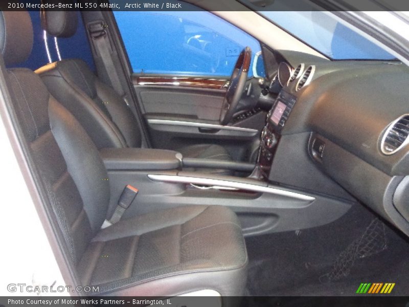 Arctic White / Black 2010 Mercedes-Benz ML 550 4Matic