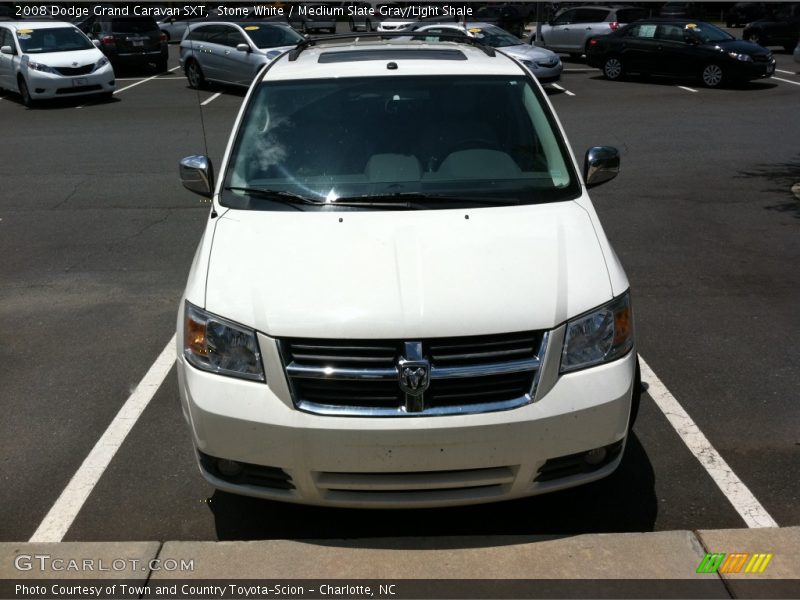 Stone White / Medium Slate Gray/Light Shale 2008 Dodge Grand Caravan SXT