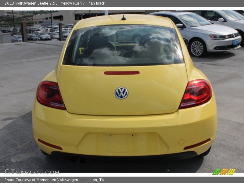 Yellow Rush / Titan Black 2013 Volkswagen Beetle 2.5L