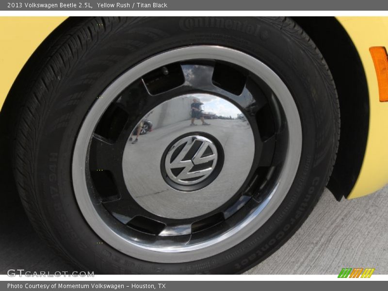 Yellow Rush / Titan Black 2013 Volkswagen Beetle 2.5L
