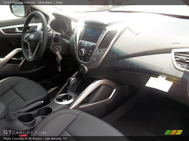 Ultra Black / Gray 2013 Hyundai Veloster