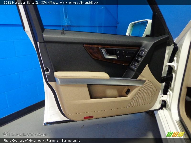 Arctic White / Almond/Black 2012 Mercedes-Benz GLK 350 4Matic