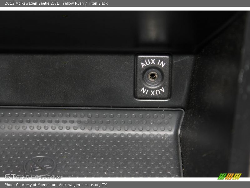 Yellow Rush / Titan Black 2013 Volkswagen Beetle 2.5L