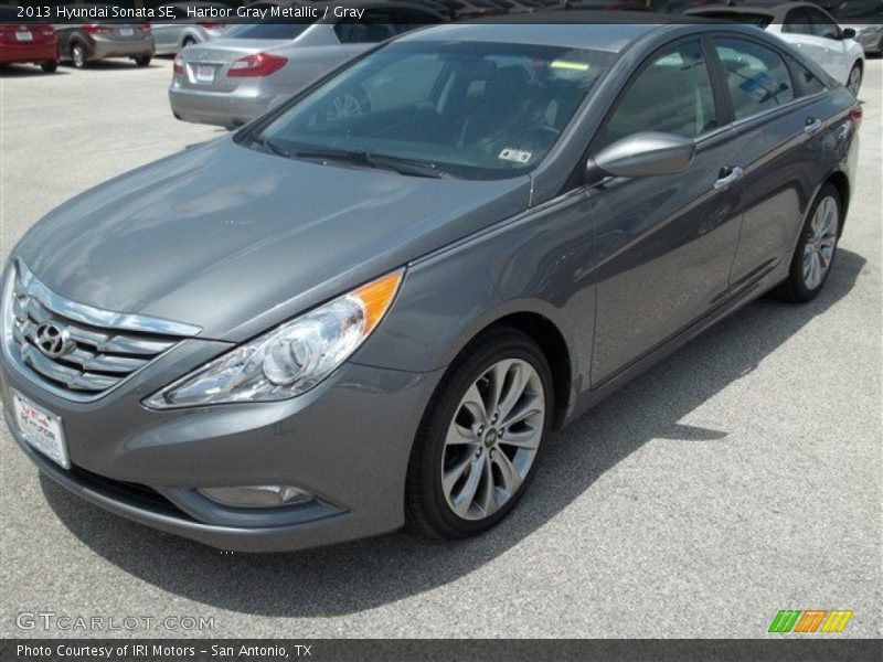Harbor Gray Metallic / Gray 2013 Hyundai Sonata SE