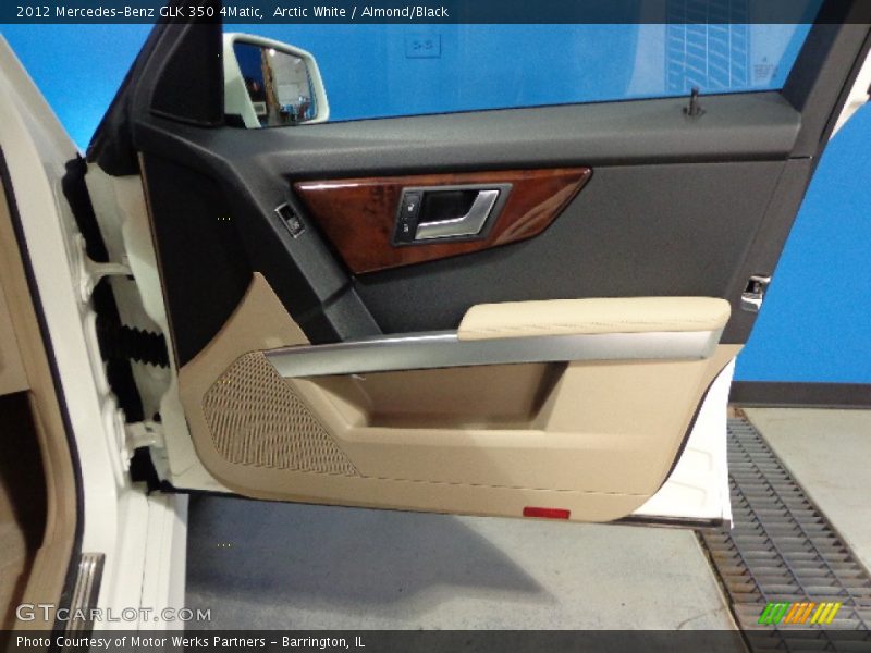 Arctic White / Almond/Black 2012 Mercedes-Benz GLK 350 4Matic
