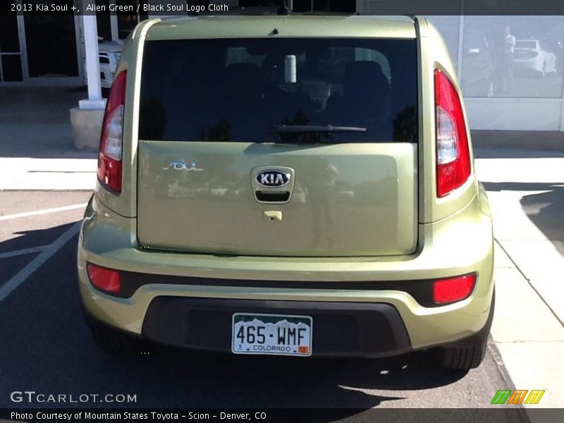 Alien Green / Black Soul Logo Cloth 2013 Kia Soul +