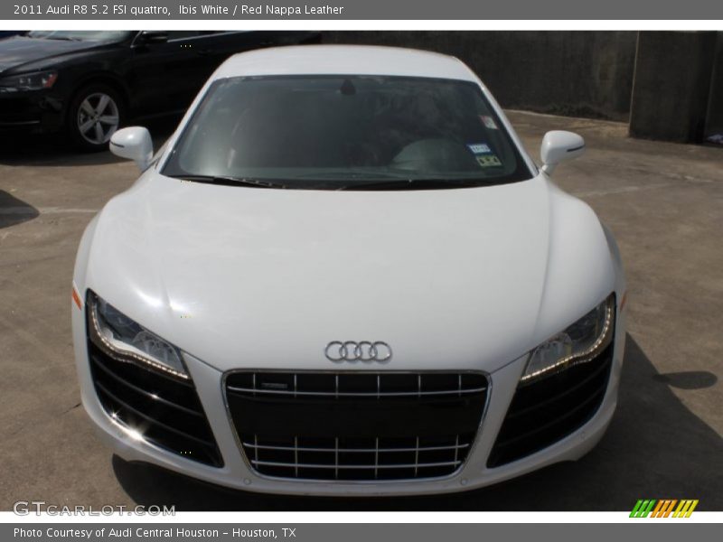 Ibis White / Red Nappa Leather 2011 Audi R8 5.2 FSI quattro