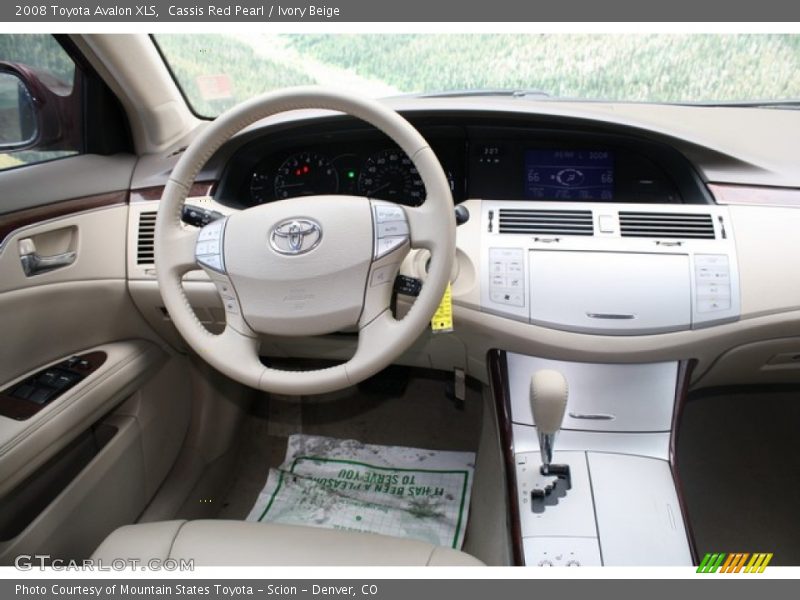 Cassis Red Pearl / Ivory Beige 2008 Toyota Avalon XLS