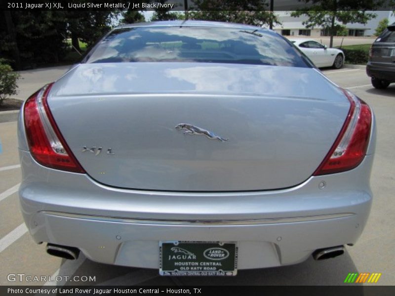 Liquid Silver Metallic / Jet Black/Ivory 2011 Jaguar XJ XJL