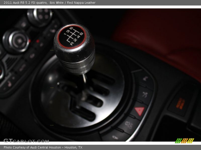 Ibis White / Red Nappa Leather 2011 Audi R8 5.2 FSI quattro