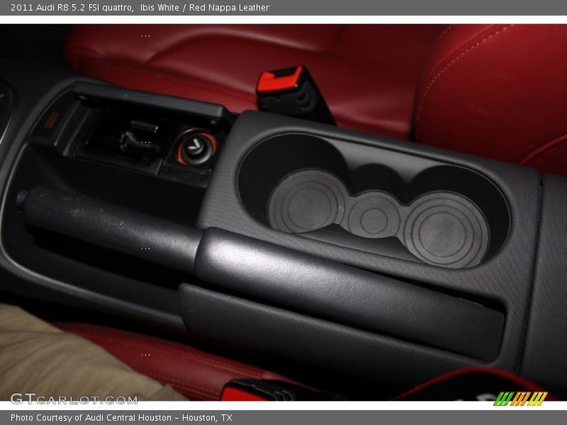 Ibis White / Red Nappa Leather 2011 Audi R8 5.2 FSI quattro