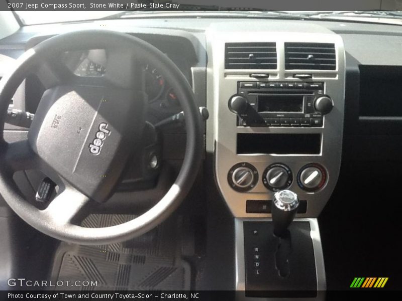 Stone White / Pastel Slate Gray 2007 Jeep Compass Sport