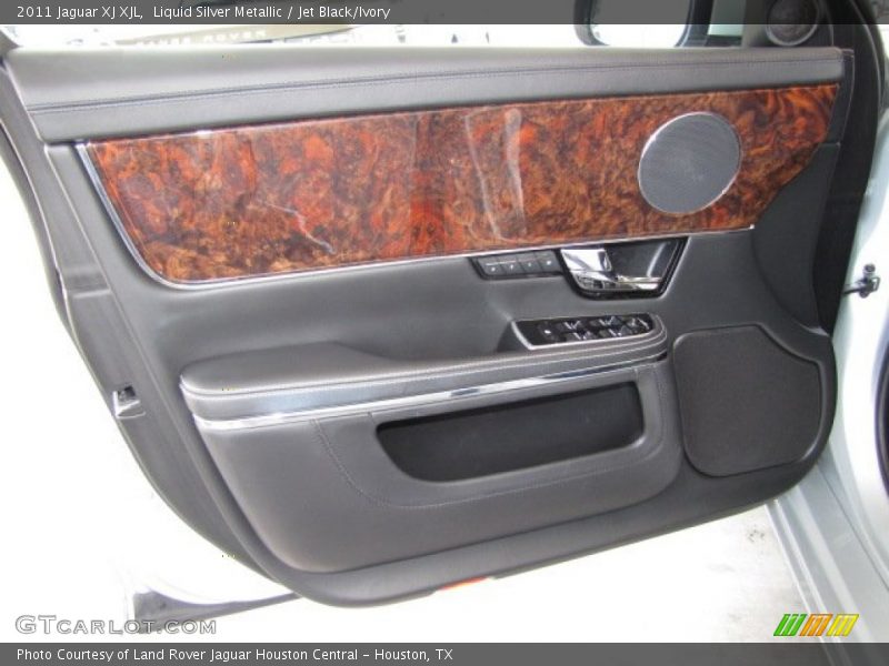 Door Panel of 2011 XJ XJL