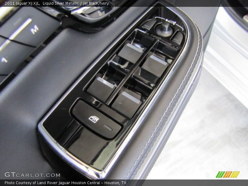 Controls of 2011 XJ XJL