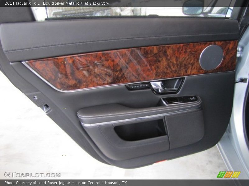 Door Panel of 2011 XJ XJL