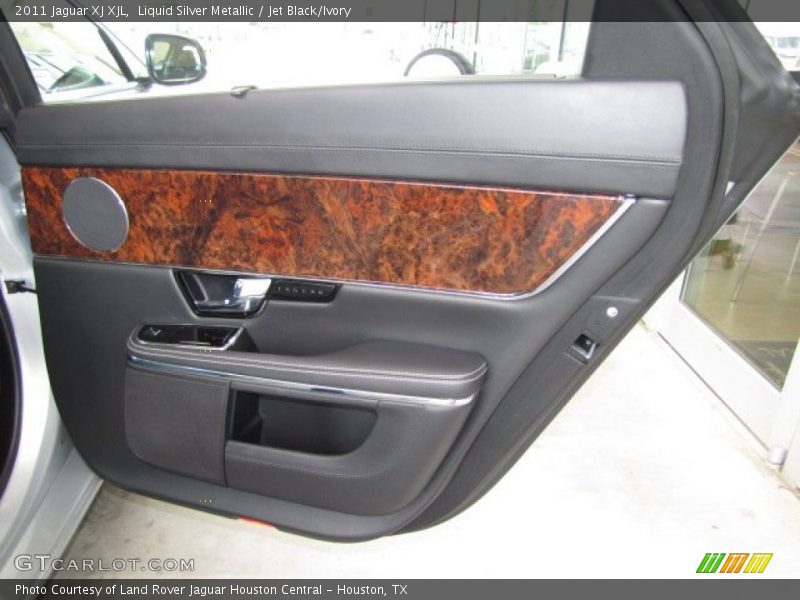 Door Panel of 2011 XJ XJL