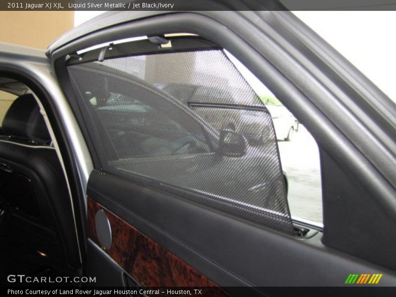 Liquid Silver Metallic / Jet Black/Ivory 2011 Jaguar XJ XJL