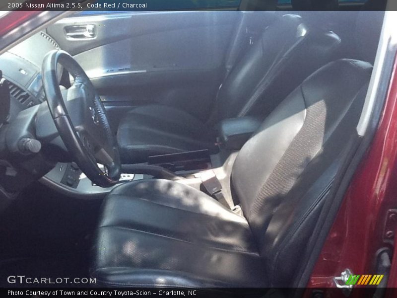 Code Red / Charcoal 2005 Nissan Altima 2.5 S